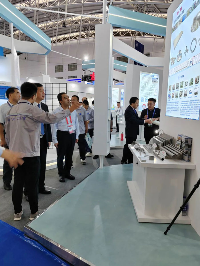 展會回顧 | 第六屆中國國際新材料產業(yè)博覽會 展會回顧 | 第六屆中國國際新材料產業(yè)博覽會